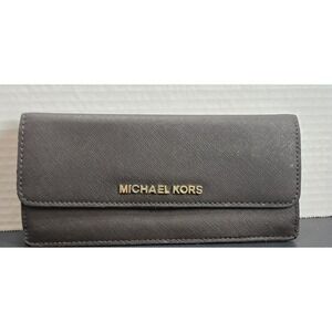 MICHAEL KORS Jet Set Travel Flat Wallet Brown 8 Credit Card Slots Gold HWRE